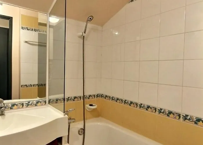 Апартаменты Sud Au Pied Des Pistes, 5 Pers., Balcon - Fr-1-455-7